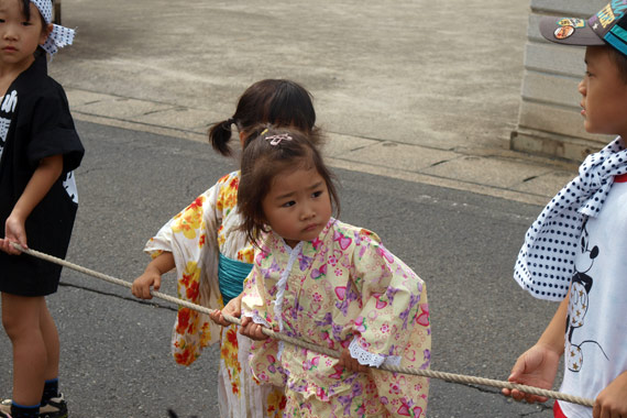 お祭りに参加した子供