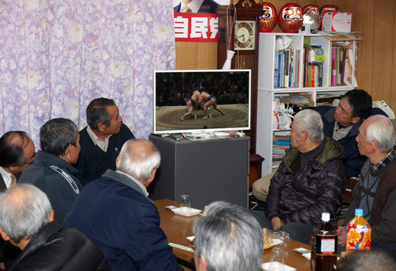 優勝決定戦が終わってからと言うことに